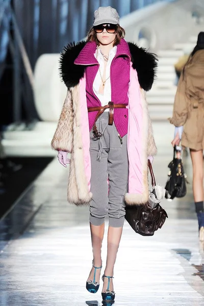 Look 23